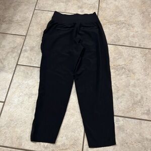 Athleta Pants Womens Black Nolita Slim Tapered Crop Activewear Stretch size 2